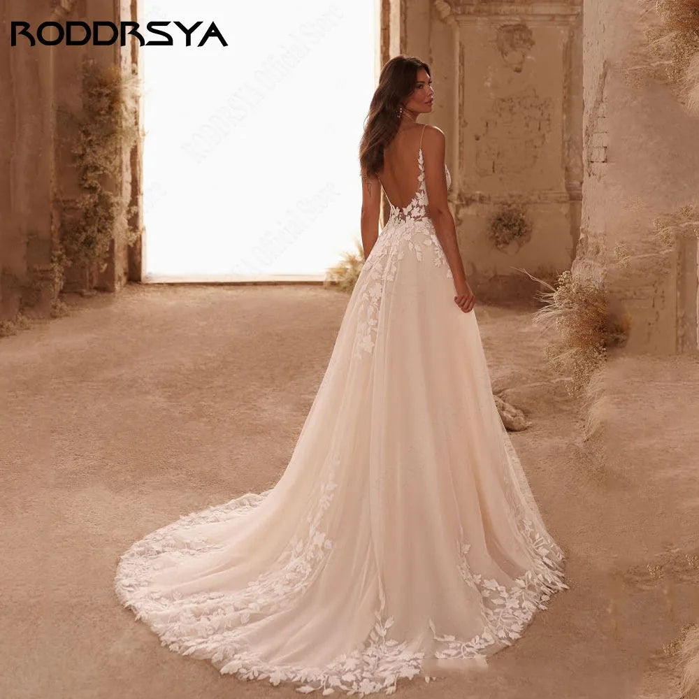 Stunning RODDRSYA Wedding Dress - V-Neck Tulle with Glitter & Lace App