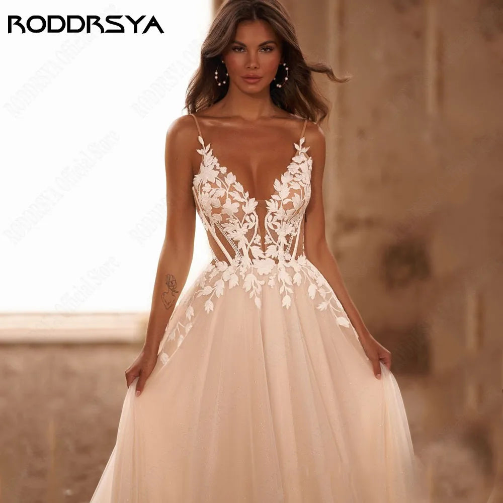 Stunning RODDRSYA Wedding Dress - V-Neck Tulle with Glitter & Lace App