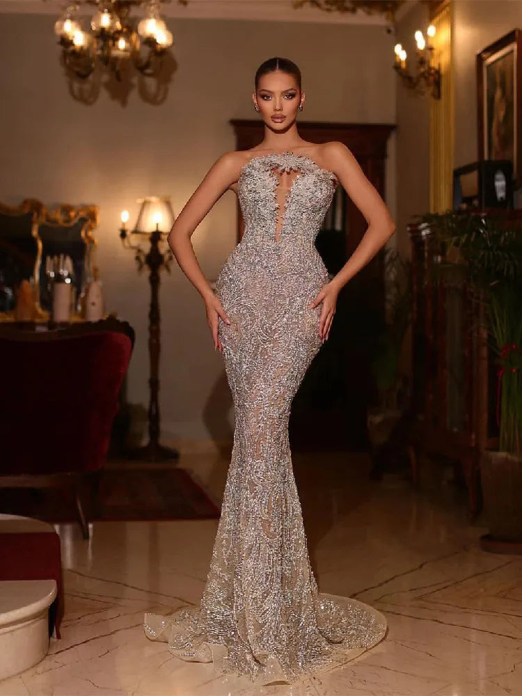 Glamorous Custom-Made Evening Gown with Sparkling Sequins and 3D Lace 